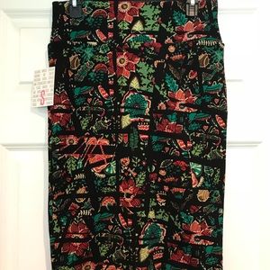 NWT LuLaRoe Cassie Skirt Small